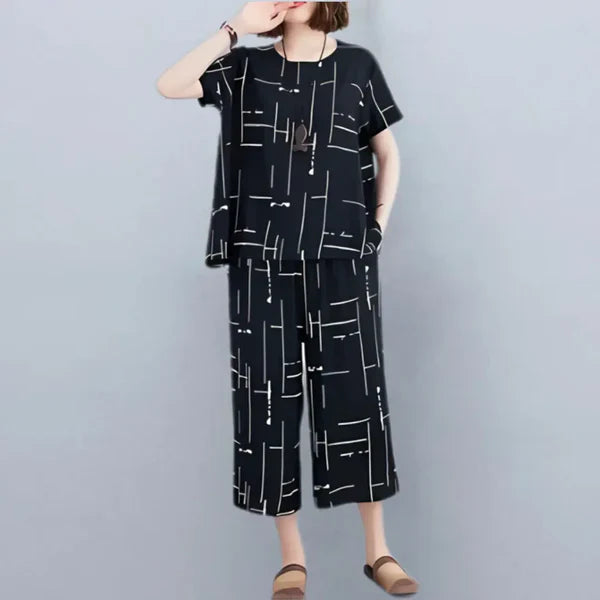 Hn-Black Capri Printed Night Suit